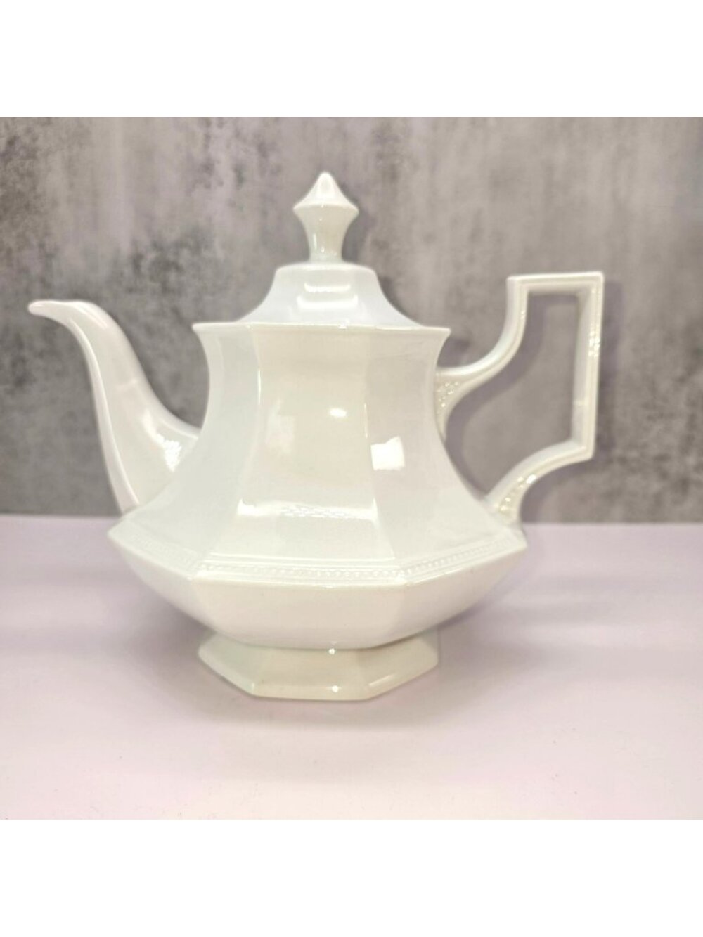 Vintage White Octagon Ceramic Teapot Johnson Bros Heritage Ironstone VL5121